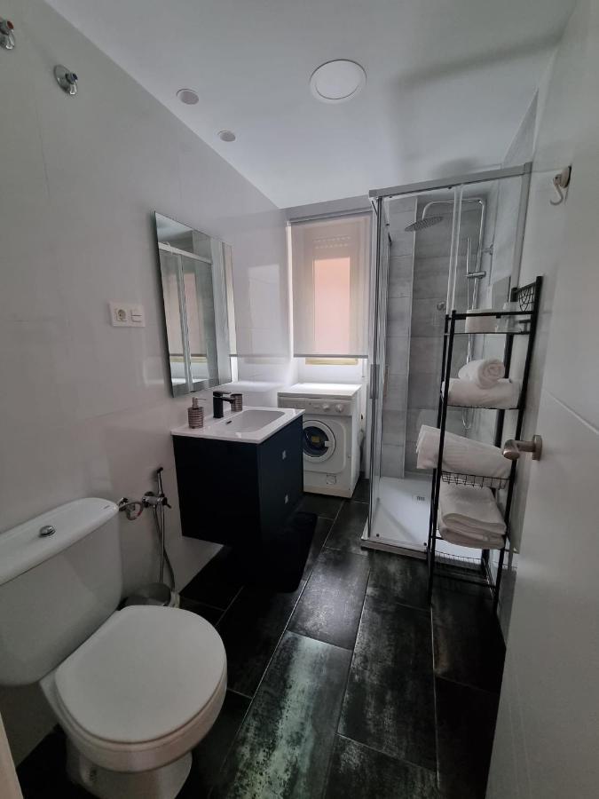 Appartamento Vivienda Silvia Renfe León Esterno foto